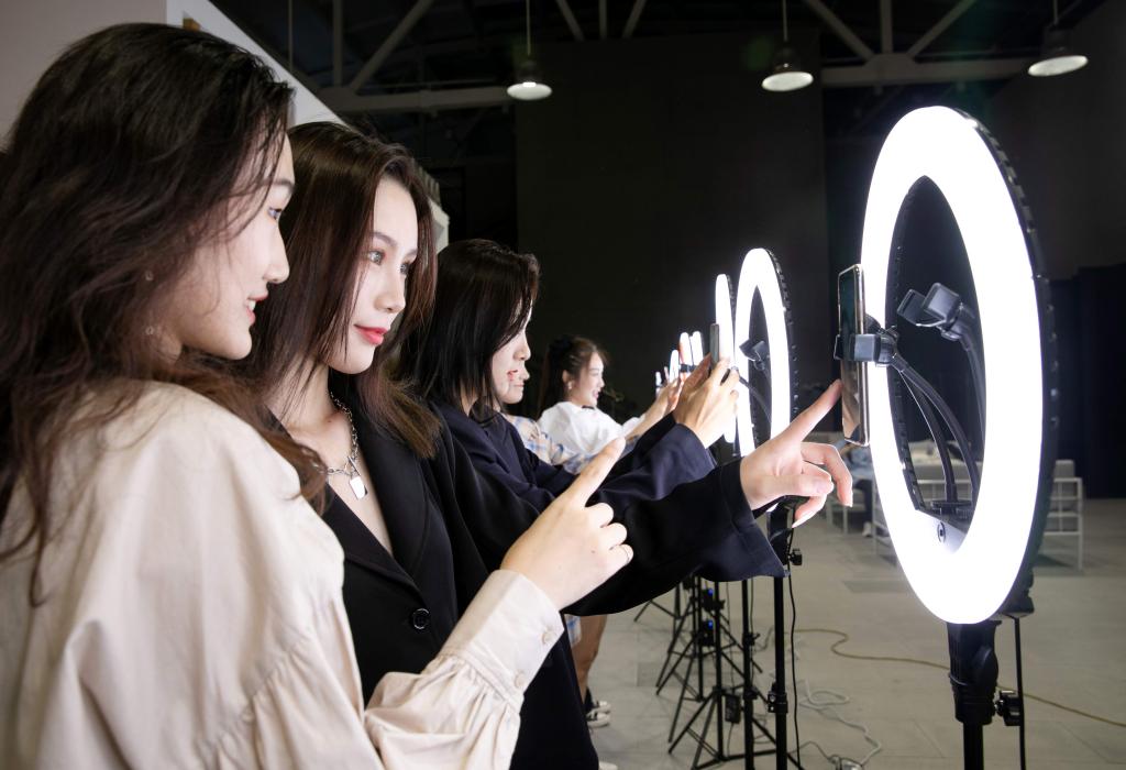 A1430CEBE0D9C5FCB07A2EF8C95_0FCAF54A_131CE