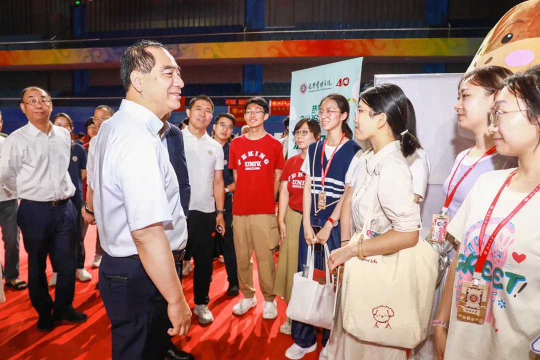 E51EAAC15296EB53FC83C82B6AA_8CD565A5_30579