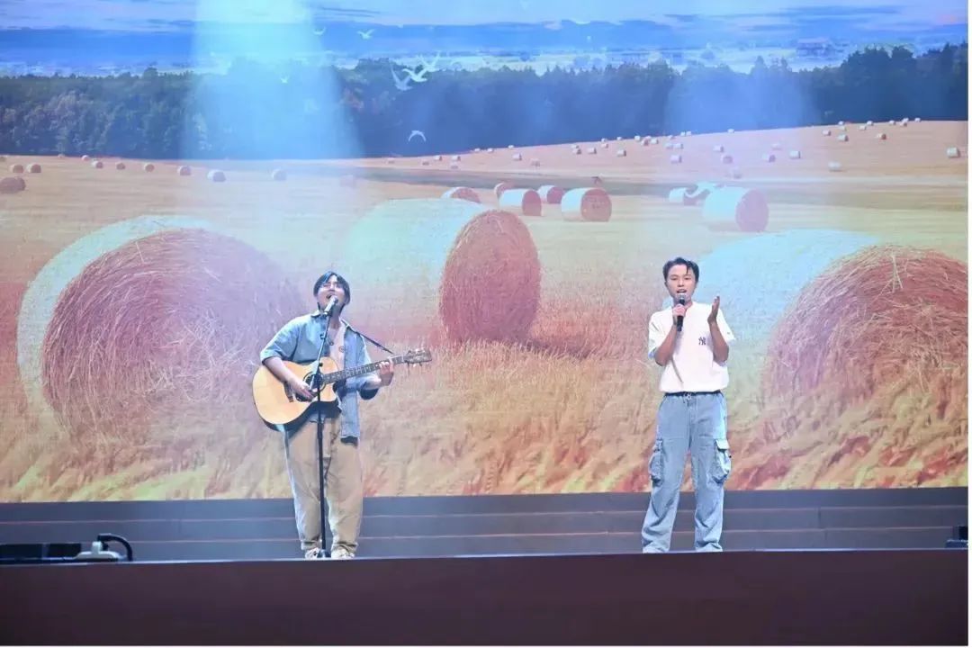 CE00BD3424FE584095A5F0B8E2E_A1538760_163E9