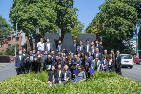 51838FC1F8F22B1A63A9AFDFD0C_939A5B91_D4E97