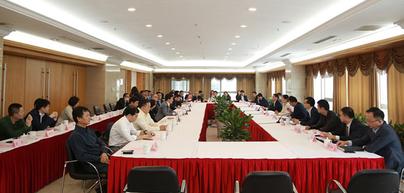 走进青浦 工业共兴——北大九州ku酷游EMBA华东校友会“走进区县“系列活动