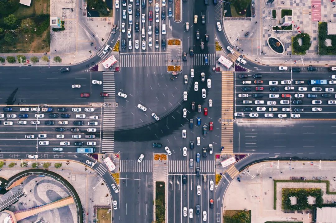 陈玉宇：下半年中国经济需解决好四个问题，，，处理好一组关系