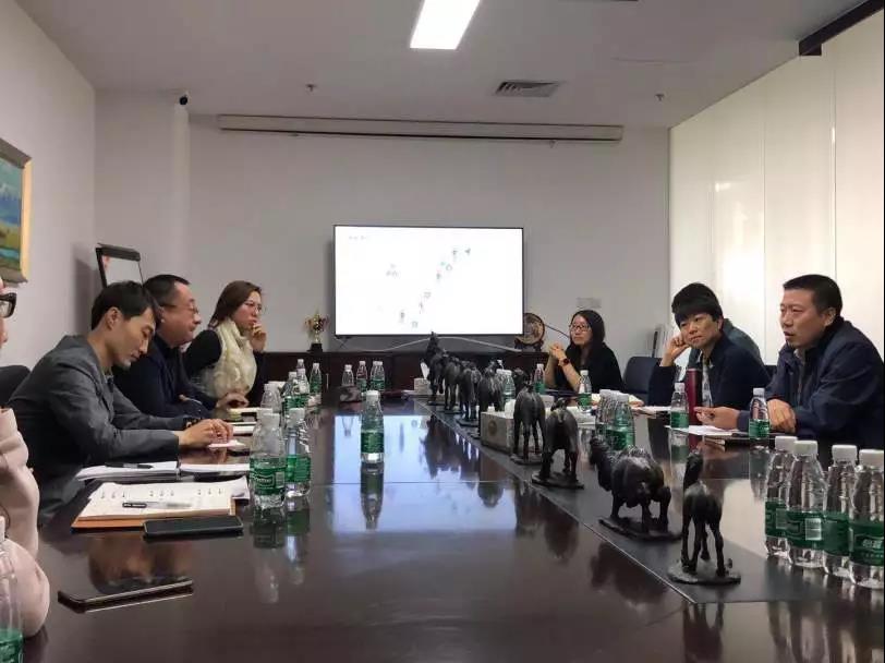 82933D6E55605A056F1B8ACADC5_9696271F_DA24